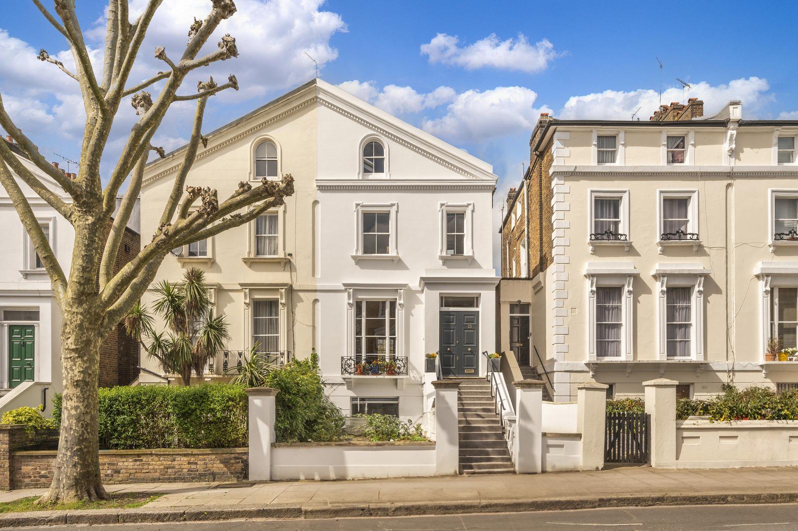 Camden, Greater London, 6 bedroom house for sale in St. Augustines Road