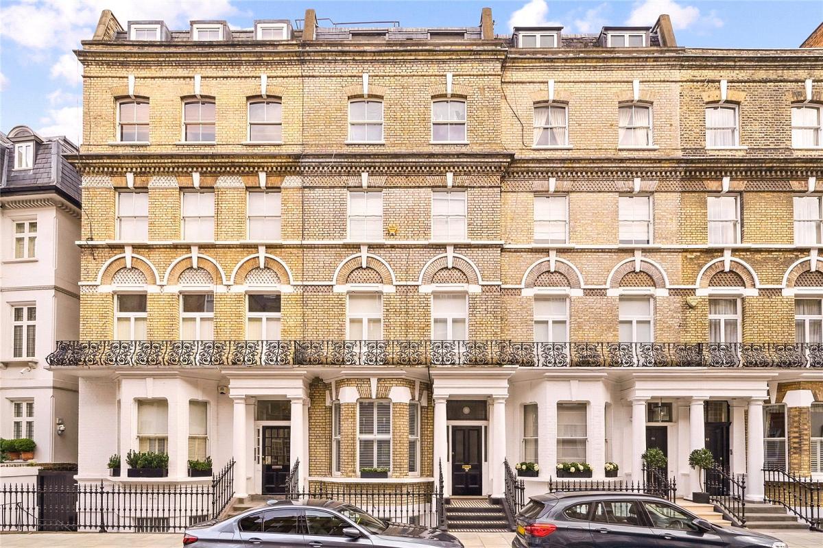 Chelsea, Greater London, 3 bedroom flat/apartment to let in Elm Park Road