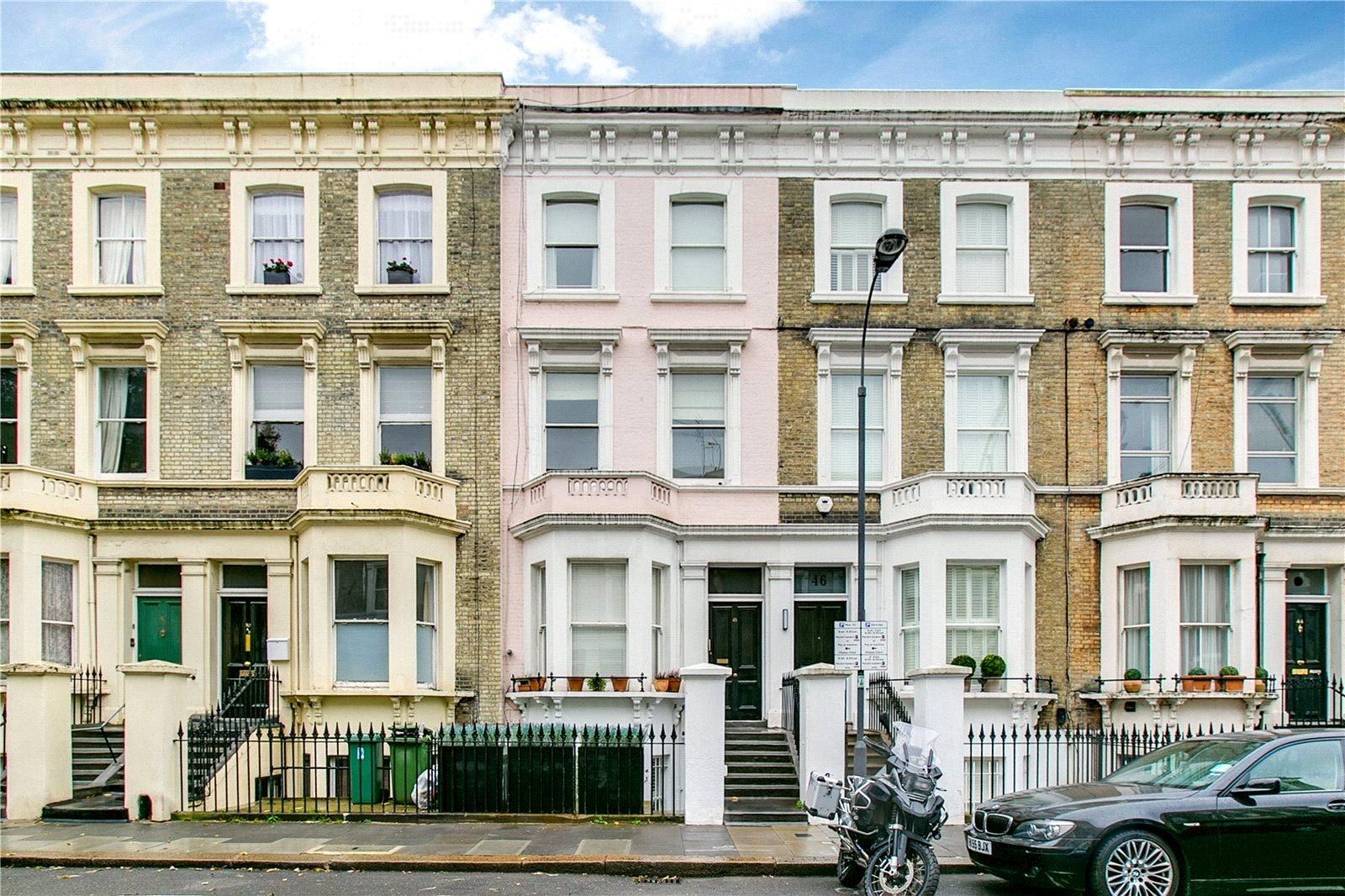 Fulham, Greater London, 2 bedroom flat to let in Ongar Road