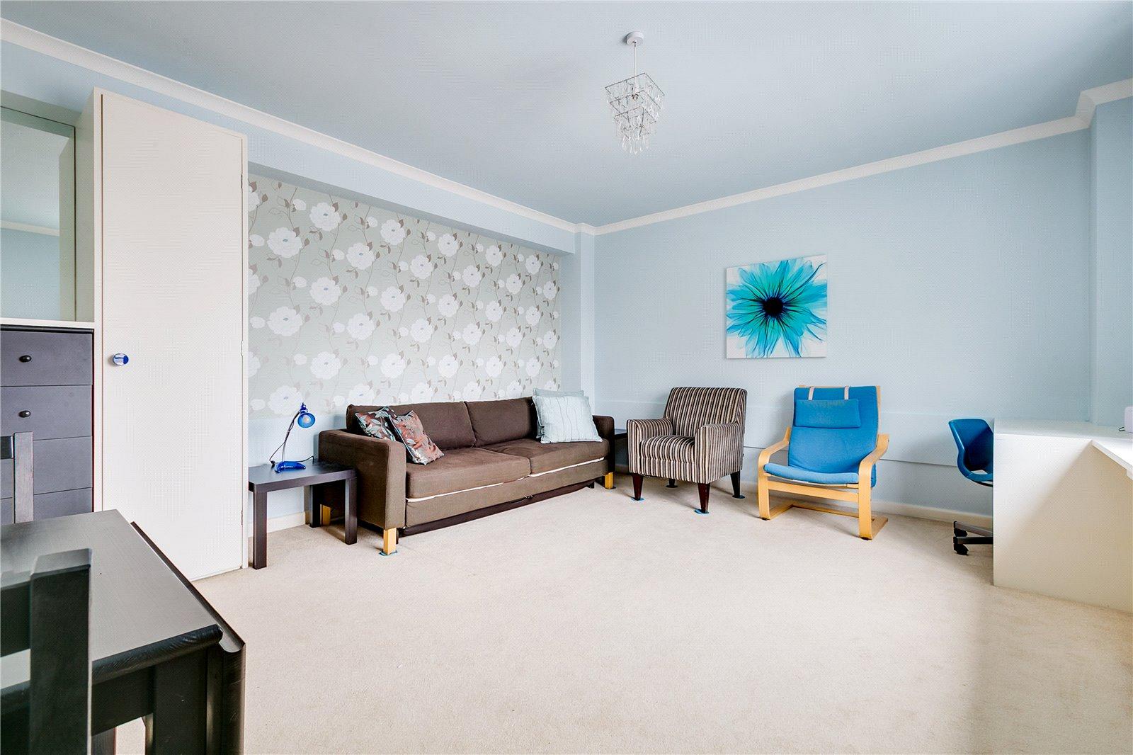 Fitzrovia, Greater London, Flat/Apartment to let in Paramount Court