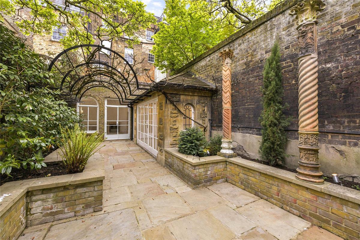 Belgravia, Greater London, 3 bedroom house for sale in Eaton Terrace