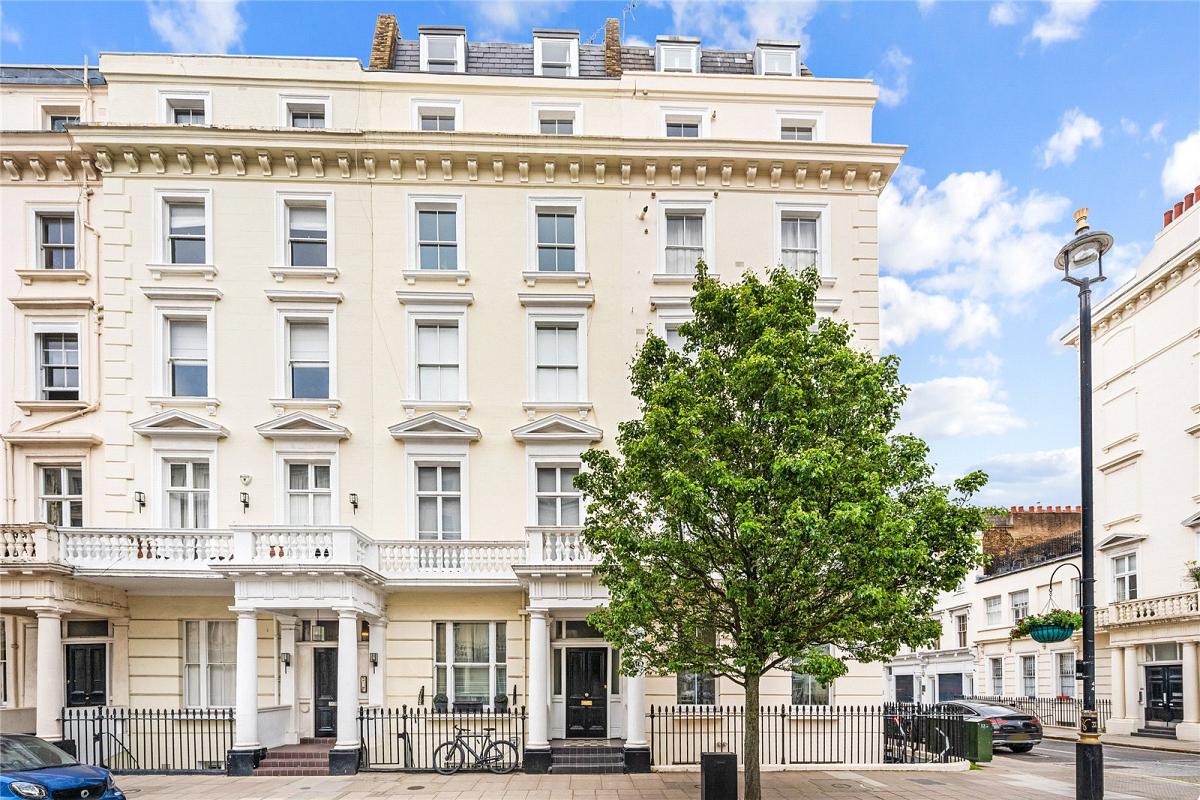 Pimlico, Greater London, 1 bedroom flat for sale in Belgrave Road