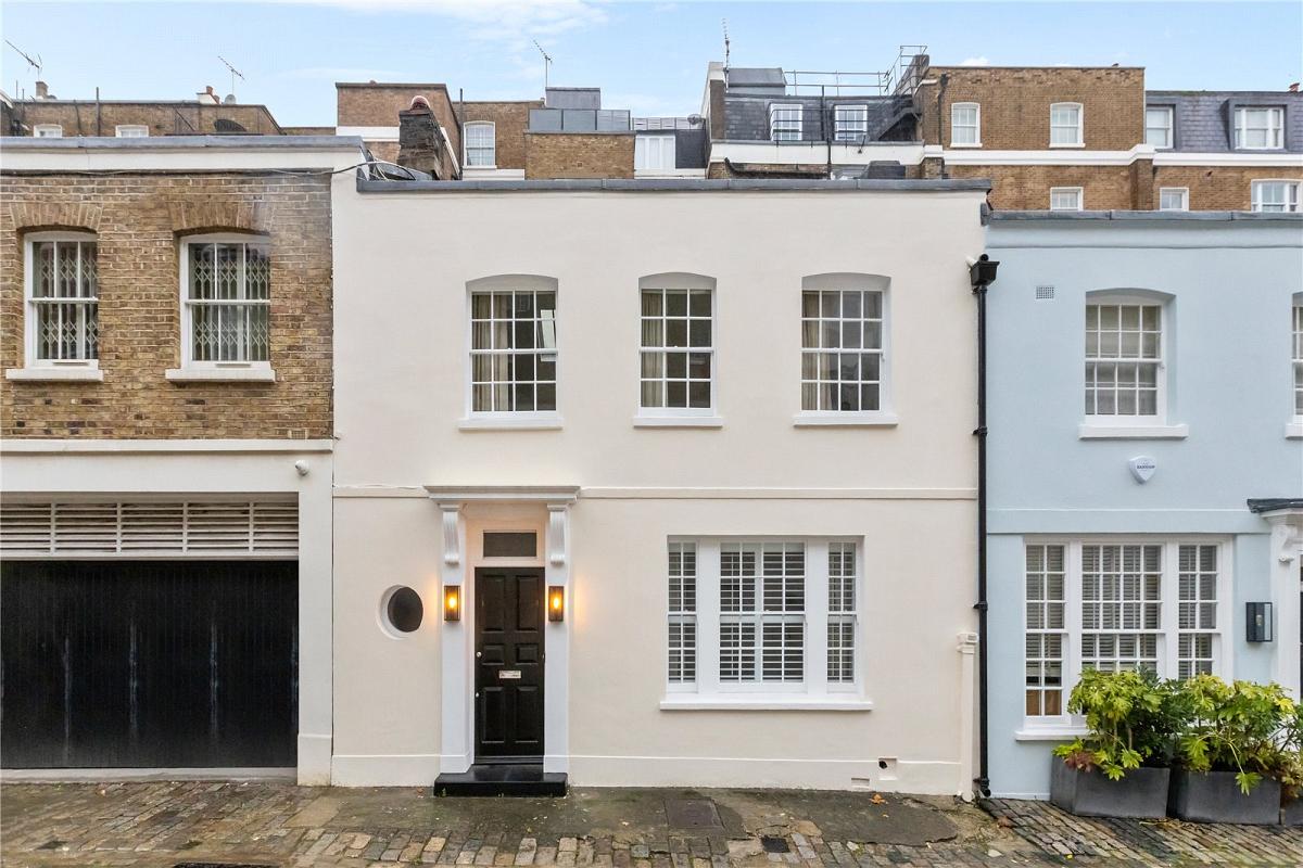 Belgravia, Greater London, 3 bedroom house for sale in Eccleston Mews