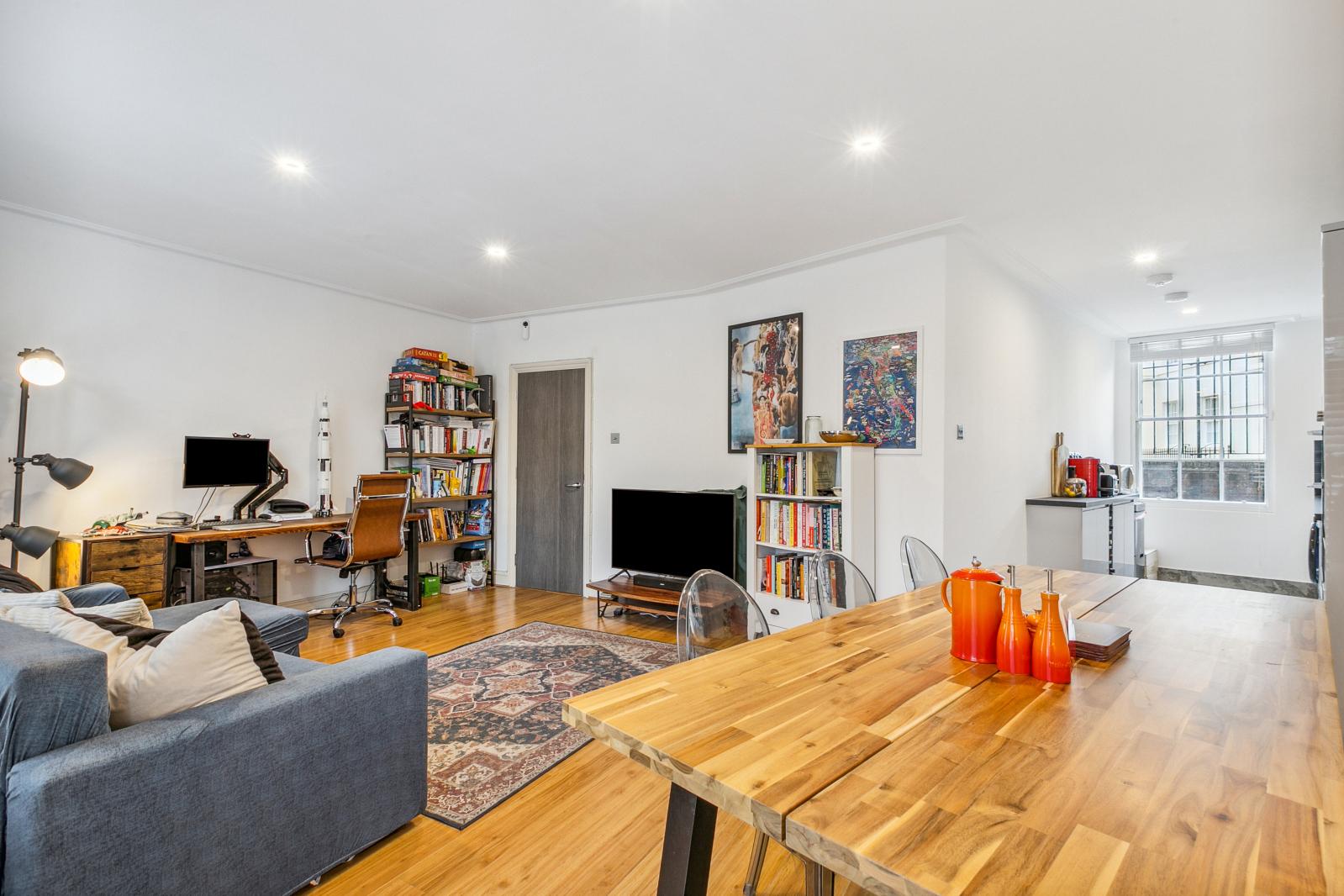 Isleworth, Greater London, 2 bedroom to let in John Day House