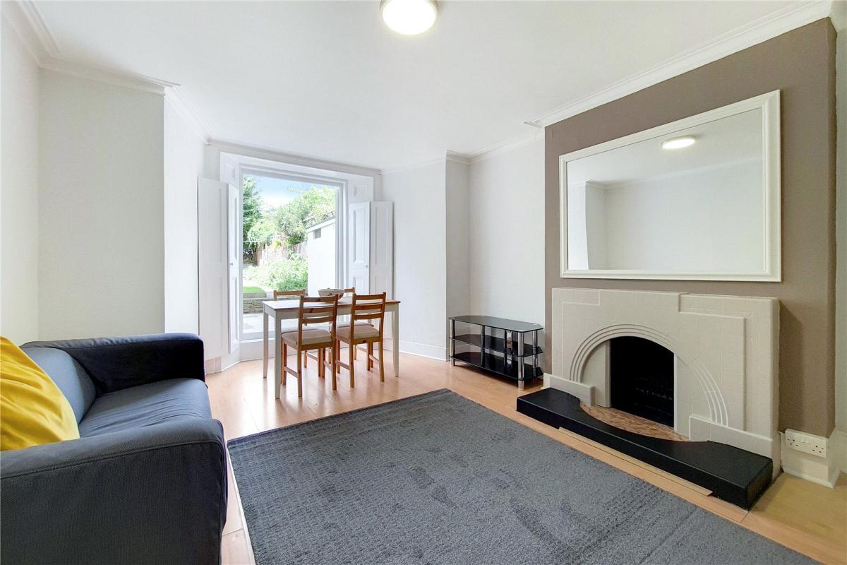 Camden, Greater London, 5 bedroom house for sale in Agar Grove