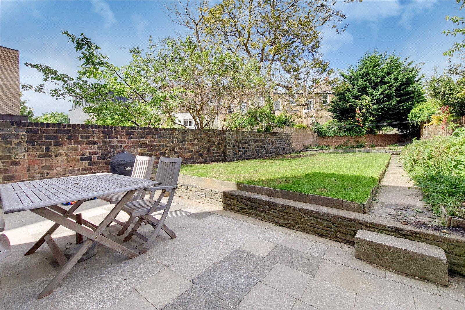 Camden, Greater London, 5 bedroom house for sale in Agar Grove