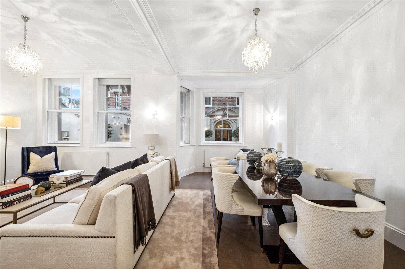 Chelsea, Greater London, 3 bedroom flat for sale in Cheyne Court