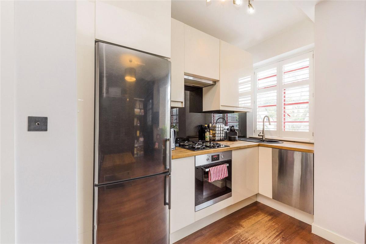 Bayswater, Greater London, 1 bedroom flat for sale in Westbourne Court