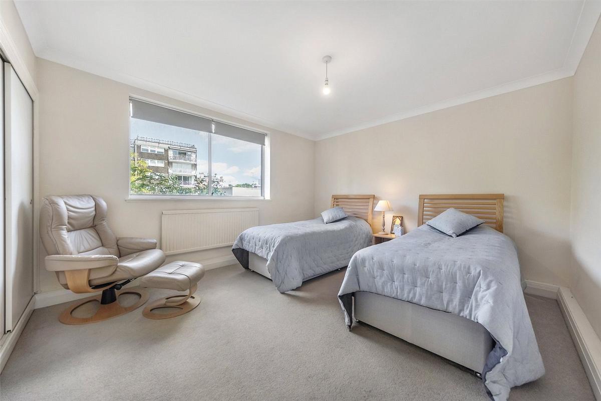 Knightsbridge, Greater London, 2 bedroom flat for sale in Thorburn House