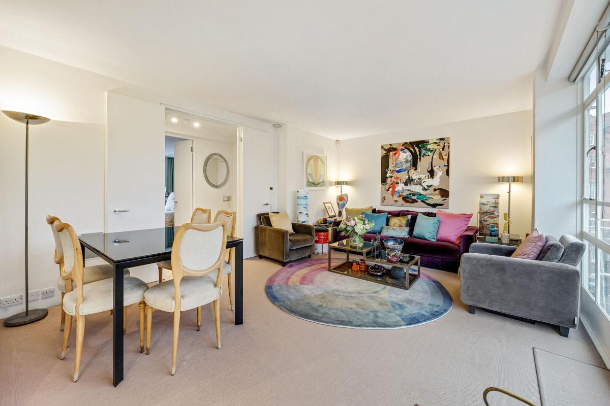 Knightsbridge, Greater London, 1 bedroom flat for sale in Denbigh House