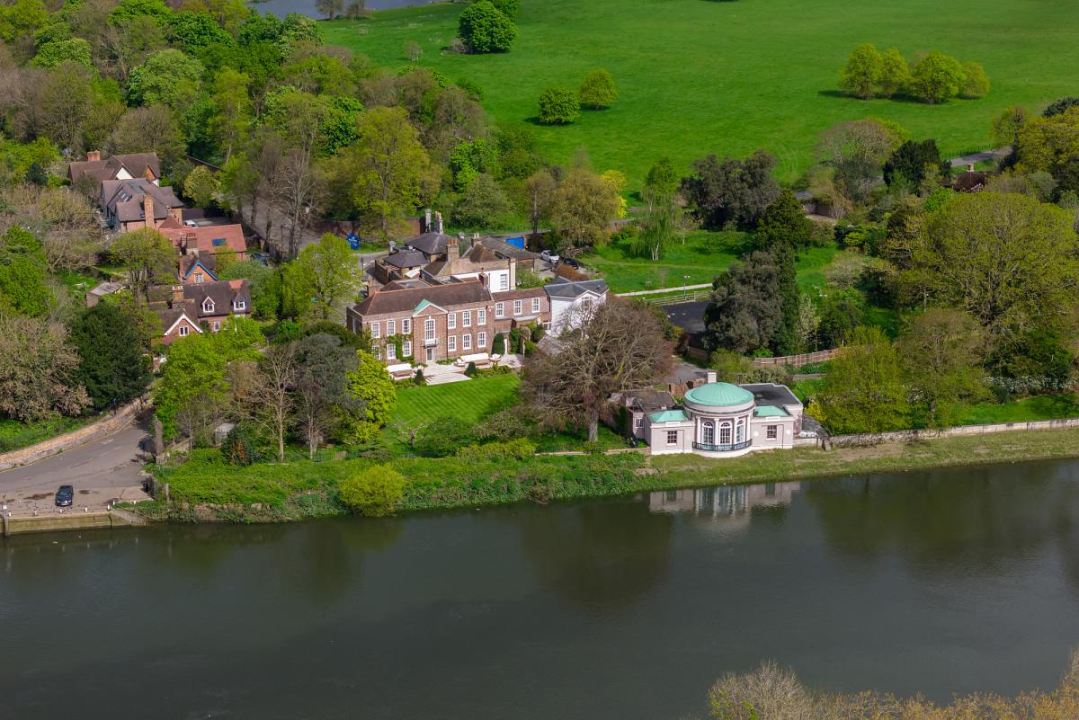 Isleworth, Greater London, 8 bedroom house for sale in Park Road