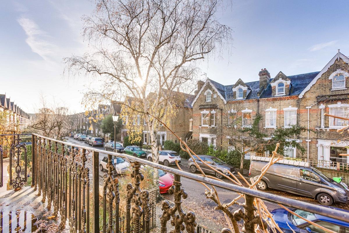 Kew, Greater London, 4 bedroom house for sale in Priory Road