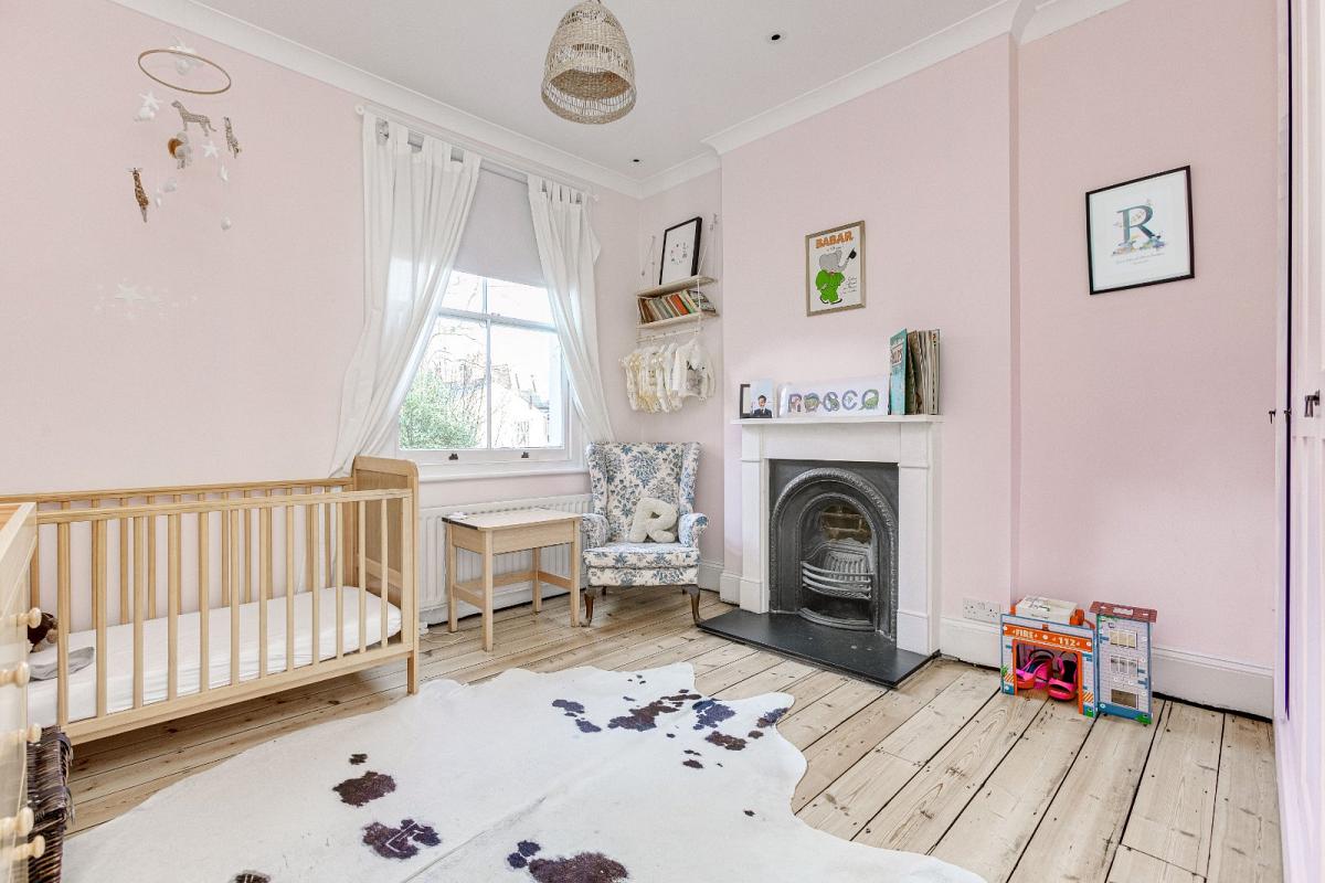 Kew, Greater London, 4 bedroom house for sale in Priory Road