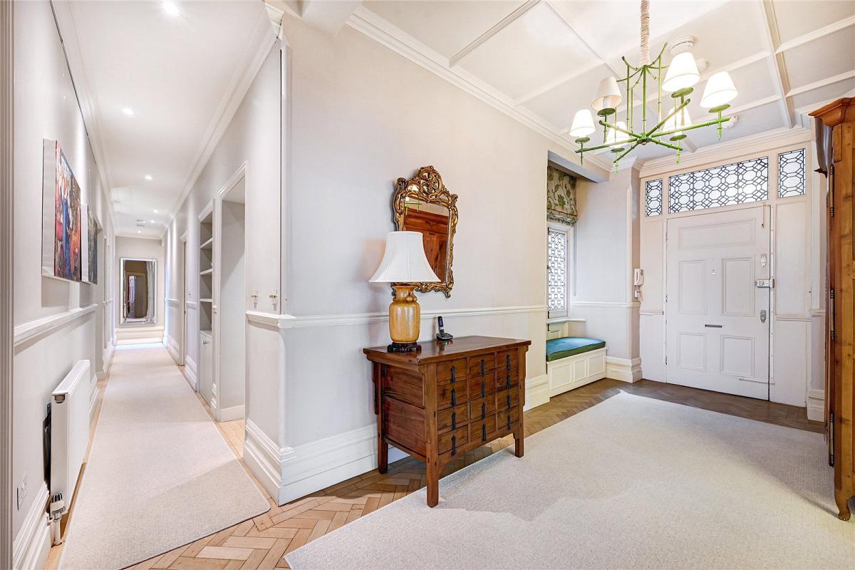 Victoria, London, 4 bedroom flat for sale in Evelyn Mansions