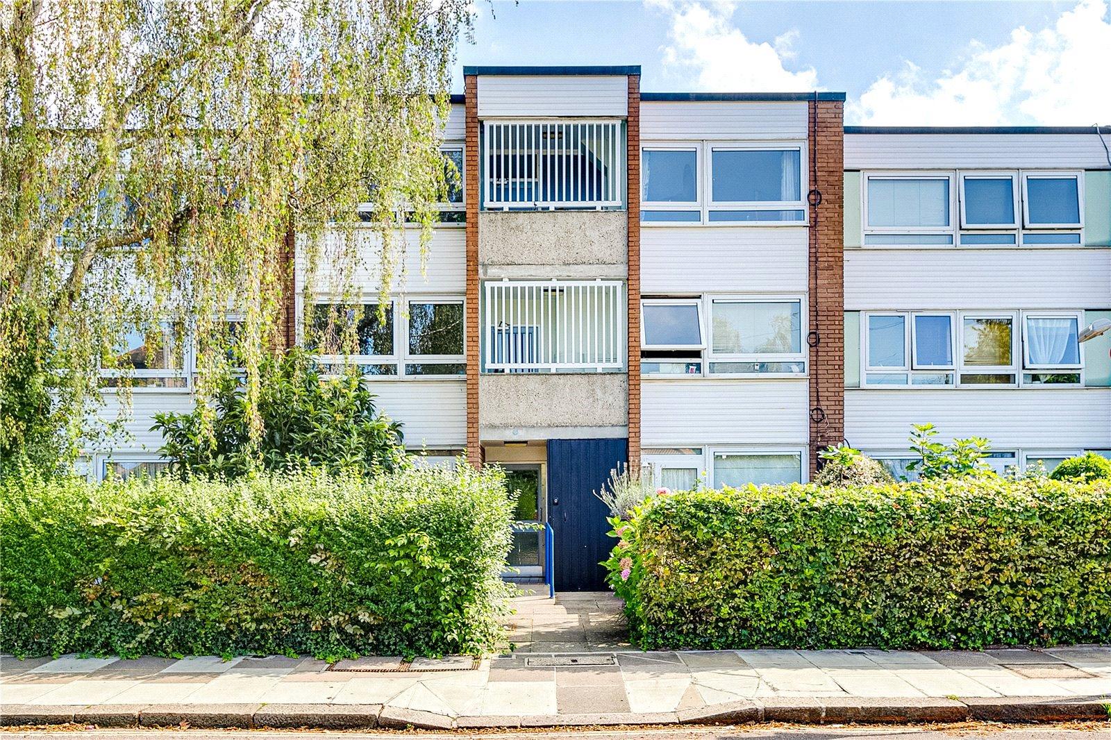 Property to let in Barnes, Greater London Chestertons